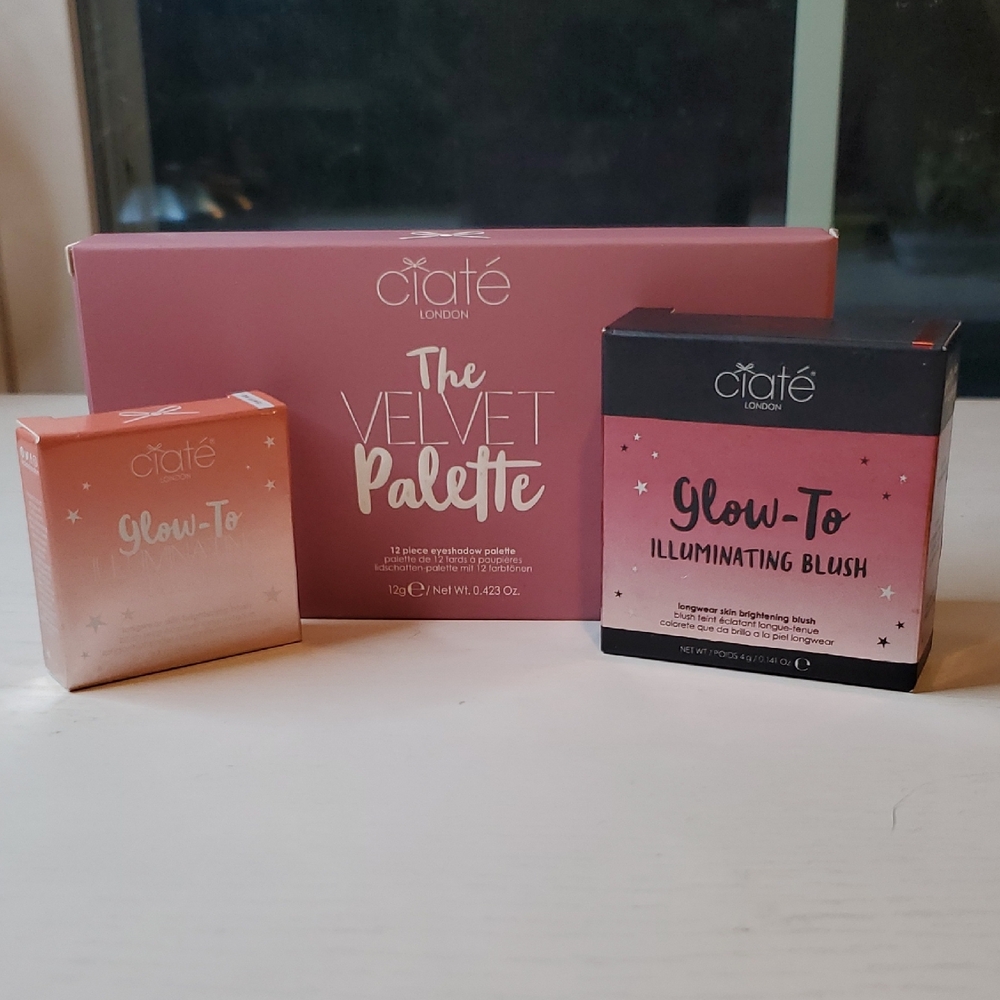 CIATÉ Velvet Palette and 2 Glow-To Blush Sets